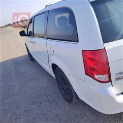 دودج جراند كارافان